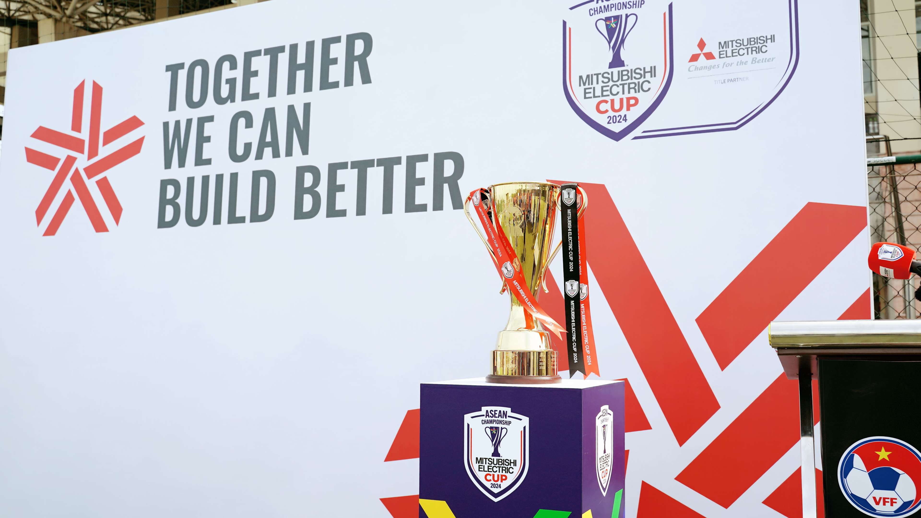 更是整个城 更是整个城